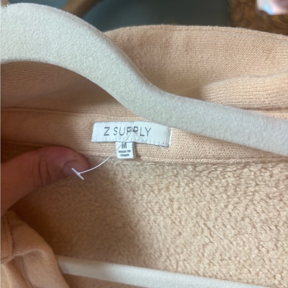 Z Supply Collared Women’s Pullover with Snap Detail Sleeves - Picture 4 of 5